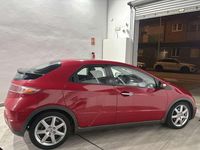 Usado Honda Civic Executive 140 CV (102 kW) 2007 Rojo Utilitario