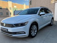 Usado VW Passat Advance 150 CV (110 kW) 2017 Blanco Familiar