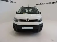 Usado Citroën Berlingo Live 102 CV (75 kW) 2021 Blanco Monovolumen