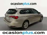 Usado Fiat Tipo Easy 95 CV (69 kW) 2017 Beige Familiar