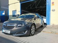 Usado Opel Insignia Selective 140 CV (102 kW) 2015 Gris / plata Berlina