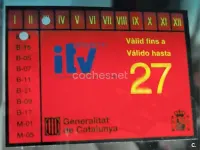 Usado Kia Carnival LX 144 CV (105 kW) 2005 Negro Monovolumen