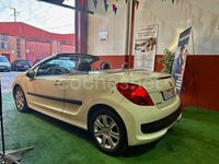 Usado Peugeot 207 CC 120 CV (88 kW) 2009 Blanco Descapotable