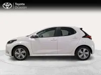 Usado Toyota Yaris Active 116 CV (85 kW) 2025 Blanco Utilitario