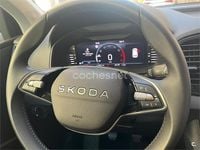 Usado Skoda Karoq Selection 150 CV (110 kW) 2025 Blanco SUV