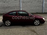 Usado Renault Mégane Coupé 150 CV (110 kW) 1996 Granate Coupe