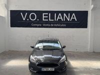 Begagnad Ford Focus Trend 120 HK (88 kW) 2015 Blå Sedan