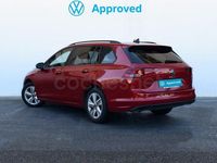 Usado VW Golf VIII Life 115 CV (84 kW) 2023 Rojo Familiar