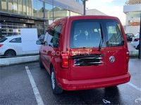 Usado VW Caddy Trendline 102 CV (75 kW) 2020 Rojo Monovolumen