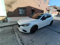 Usado Mazda 3 Luxury 150 CV (110 kW) 2015 Blanco Berlina