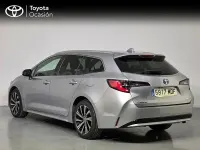 Usado Toyota Corolla Sport 122 CV (89 kW) 2022 Gris / plata Familiar