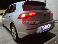 Usado VW Golf VIII Life 115 CV (84 kW) 2023 Gris / plata Berlina