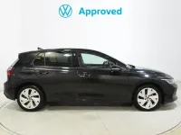 Usado VW Golf VIII 115 CV (84 kW) 2025 Negro Berlina