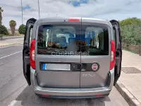 Usado Fiat Doblò Pop 95 CV (69 kW) 2019 Gris / plata Monovolumen