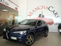 Usado Alfa Romeo Stelvio Executive 210 CV (154 kW) 2019 Azul SUV