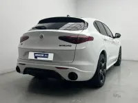 Usado Alfa Romeo Stelvio Estrema 210 CV (154 kW) 2023 Blanco SUV