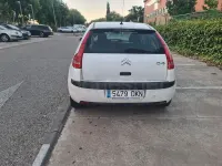 Usado Citroën C4 Exclusive 110 CV (80 kW) 2005 Blanco Berlina