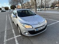 Usado Renault Mégane Expression 105 CV (77 kW) 2010 Gris / plata Berlina