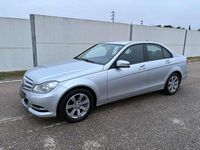 Usado Mercedes C200 Edition 136 CV (100 kW) 2013 Plateado Berlina