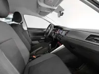 Usado VW Polo 95 CV (69 kW) 2023 Gris Utilitario