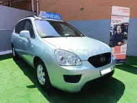 Usado Kia Carens 140 CV (102 kW) 2008 Azul Monovolumen