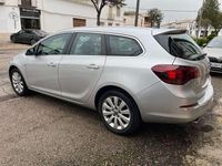 Usado Opel Astra Excellence 165 CV (121 kW) 2014 Gris Familiar