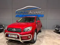 Usado Toyota RAV4 Premium 177 CV (130 kW) 2008 Granate SUV