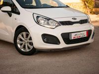 Käytetty Kia Rio 84 HP (61 kW) 2015 Valkoinen Viistoperä