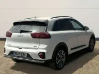 Usado Kia Niro 141 CV (103 kW) 2022 Blanco SUV