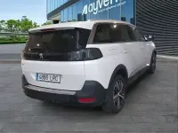 Usado Peugeot 5008 Allure 131 CV (96 kW) 2021 Blanco SUV