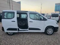 Usado Opel Combo Life Expression 102 CV (75 kW) 2020 Blanco Monovolumen