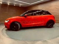 Usado Audi A1 Sportback Attraction 90 CV (66 kW) 2012 Rojo Utilitario