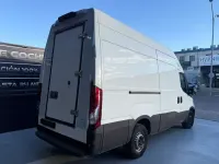 Usado Iveco Daily 136 CV (100 kW) 2019 Blanco Van