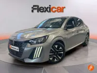Usado Peugeot 208 Allure 101 CV (74 kW) 2025 Gris Utilitario