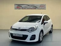 Usado Kia Rio 84 CV (61 kW) 2015 Blanco Utilitario