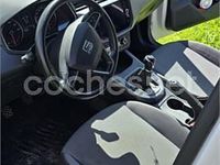 Usado Seat Arona Ecomotive 95 CV (69 kW) 2017 Blanco SUV