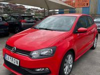 Usado VW Polo 75 CV (55 kW) 2015 Rojo Berlina
