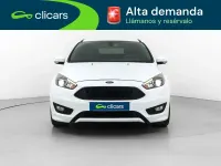 Usado Ford Focus ST-Line 182 CV (133 kW) 2017 Blanco Berlina