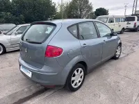 Usado Seat Altea 105 CV (77 kW) 2007 Azul Monovolumen