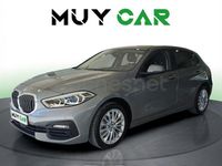 Usado BMW 118 Comfort Edition 140 CV (102 kW) 2022 Gris / plata Utilitario