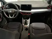 Usado Seat Arona FR 115 CV (84 kW) 2024 Negro SUV