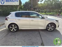 Usado Peugeot 308 SW GT 131 CV (96 kW) 2020 Blanco Familiar