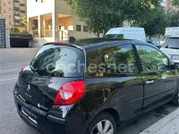 Usado Renault Clio II Expression 100 CV (73 kW) 2007 Negro Berlina