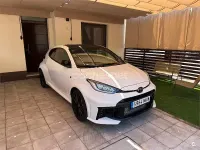 Usado Toyota Yaris 280 CV (205 kW) 2026 Blanco Utilitario