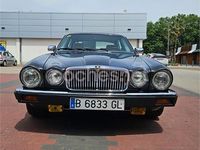 Usado Jaguar XJ6 Sovereign 204 CV (150 kW) 1983 Gris / plata Berlina