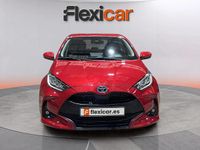 Usado Toyota Yaris Hybrid Active 116 CV (85 kW) 2023 Rojo Utilitario