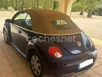 Usado VW New Beetle 115 CV (84 kW) 2006 Azul Utilitario