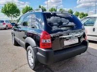 Usado Hyundai Tucson Comfort 142 CV (104 kW) 2008 Negro SUV