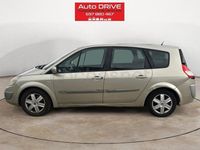 Usado Renault Grand Scénic II Dynamique 130 CV (95 kW) 2006 Beige Monovolumen
