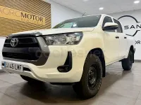 Usado Toyota HiLux 150 CV (110 kW) 2021 Blanco Pickup/Camioneta